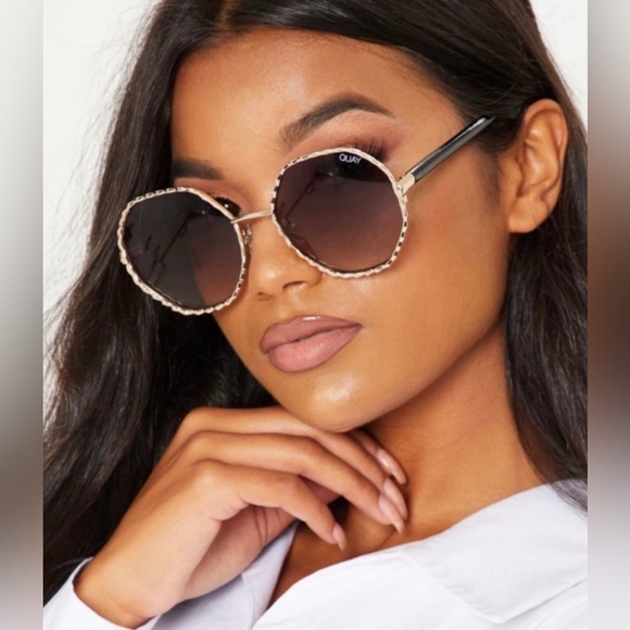 NWT Quay “BREEZE IN” round, gold frame/brown faded lens Sunglasses - Picture 1 of 10